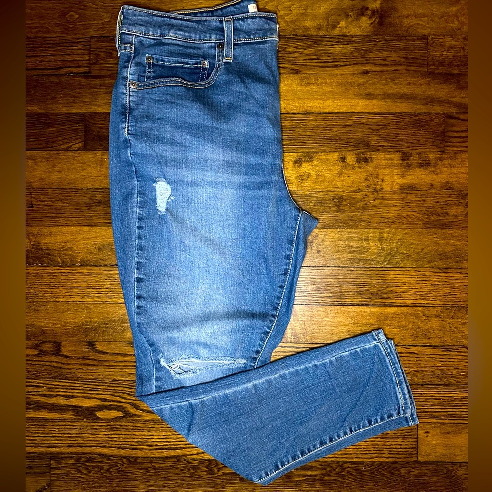 Levi’s 721 High Rise Skinny Jeans - Size 34